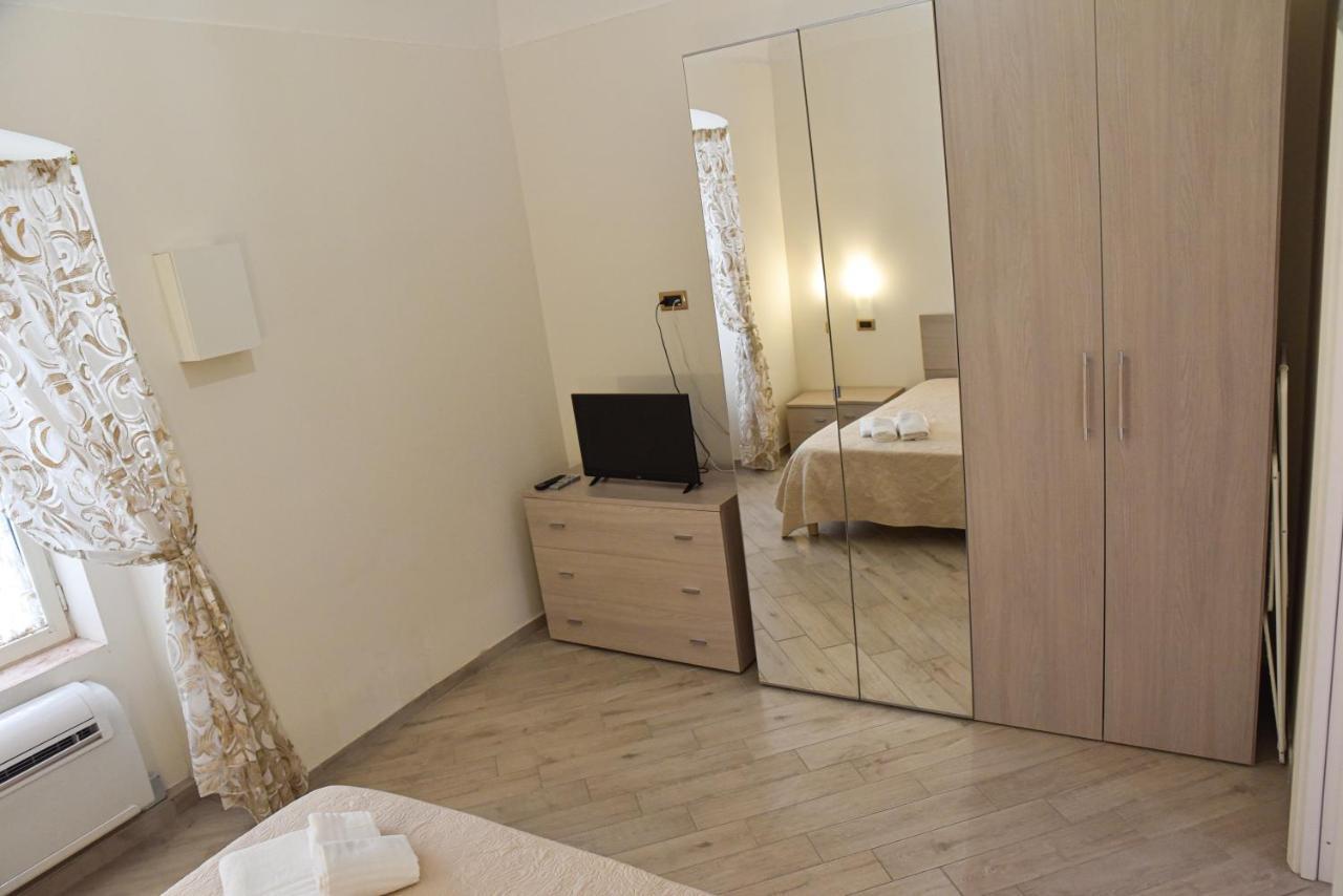 Domus Carolina Villa ปอมเปอี ภายนอก รูปภาพ