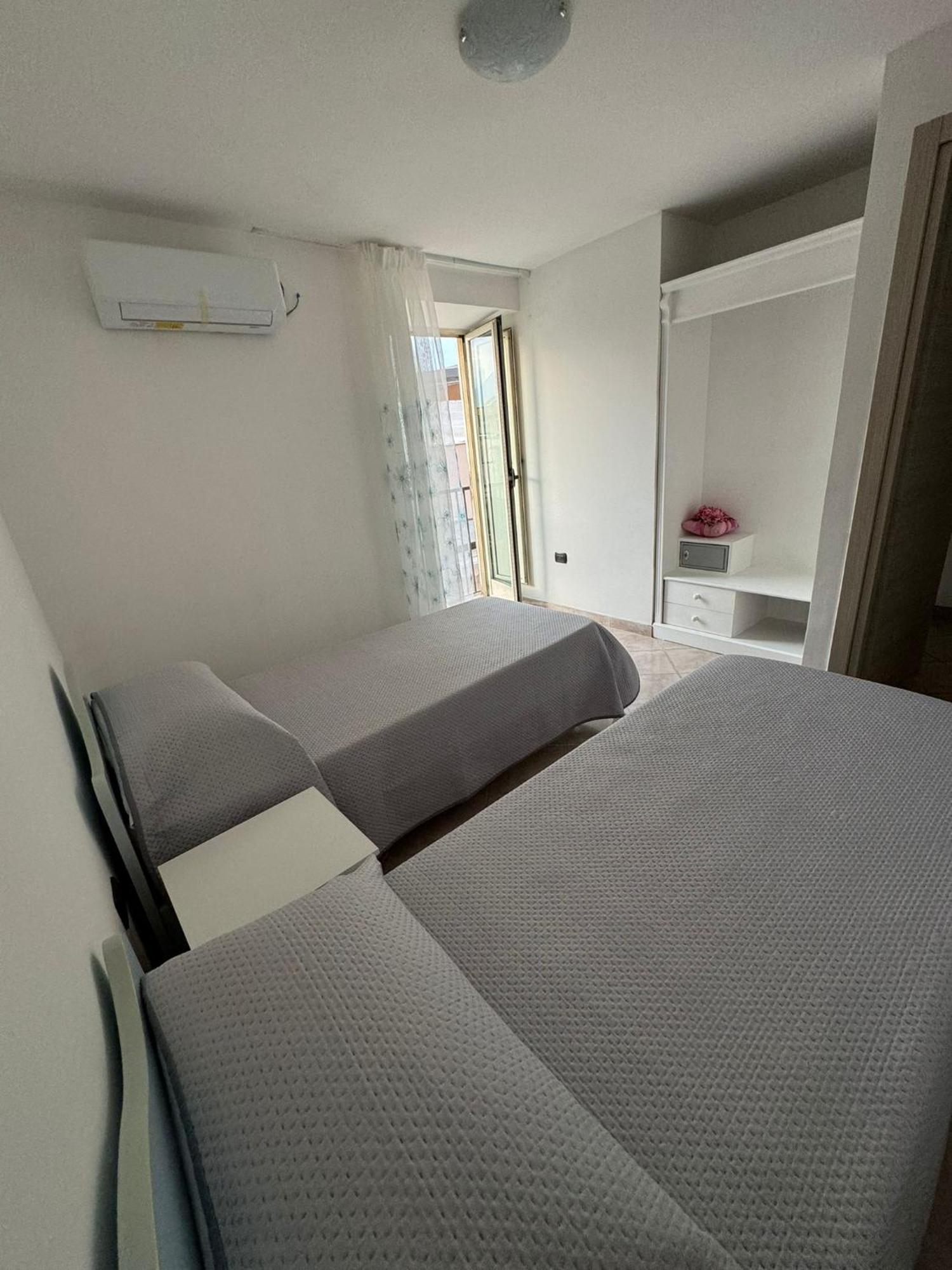 Domus Carolina Villa ปอมเปอี ภายนอก รูปภาพ